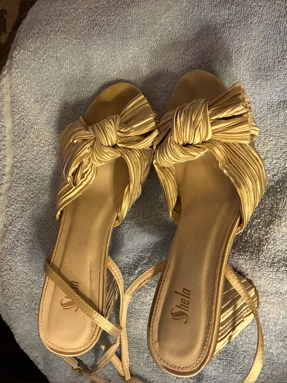 SHEIN Gold Knotted Pleated Slide Sandals